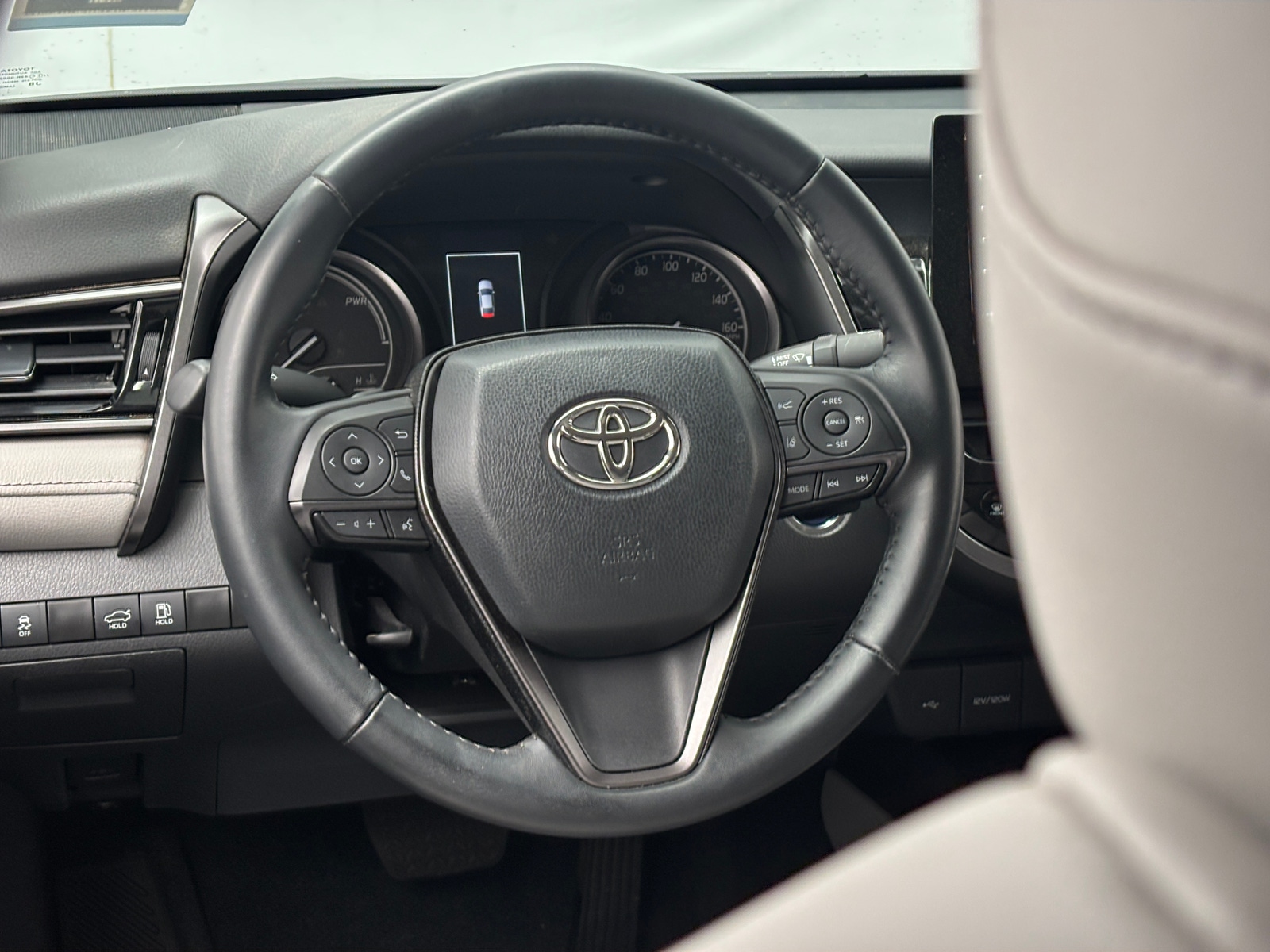 Thumbnail: 2022 Toyota Camry - 5