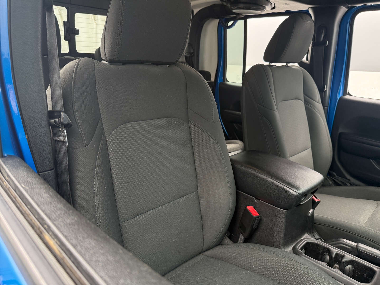 Thumbnail: 2020 Jeep Gladiator - 2