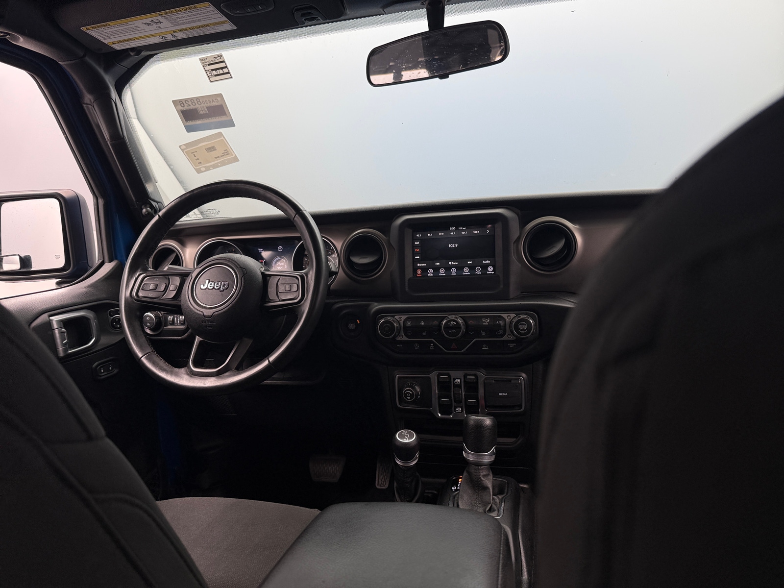 Thumbnail: 2020 Jeep Gladiator - 3