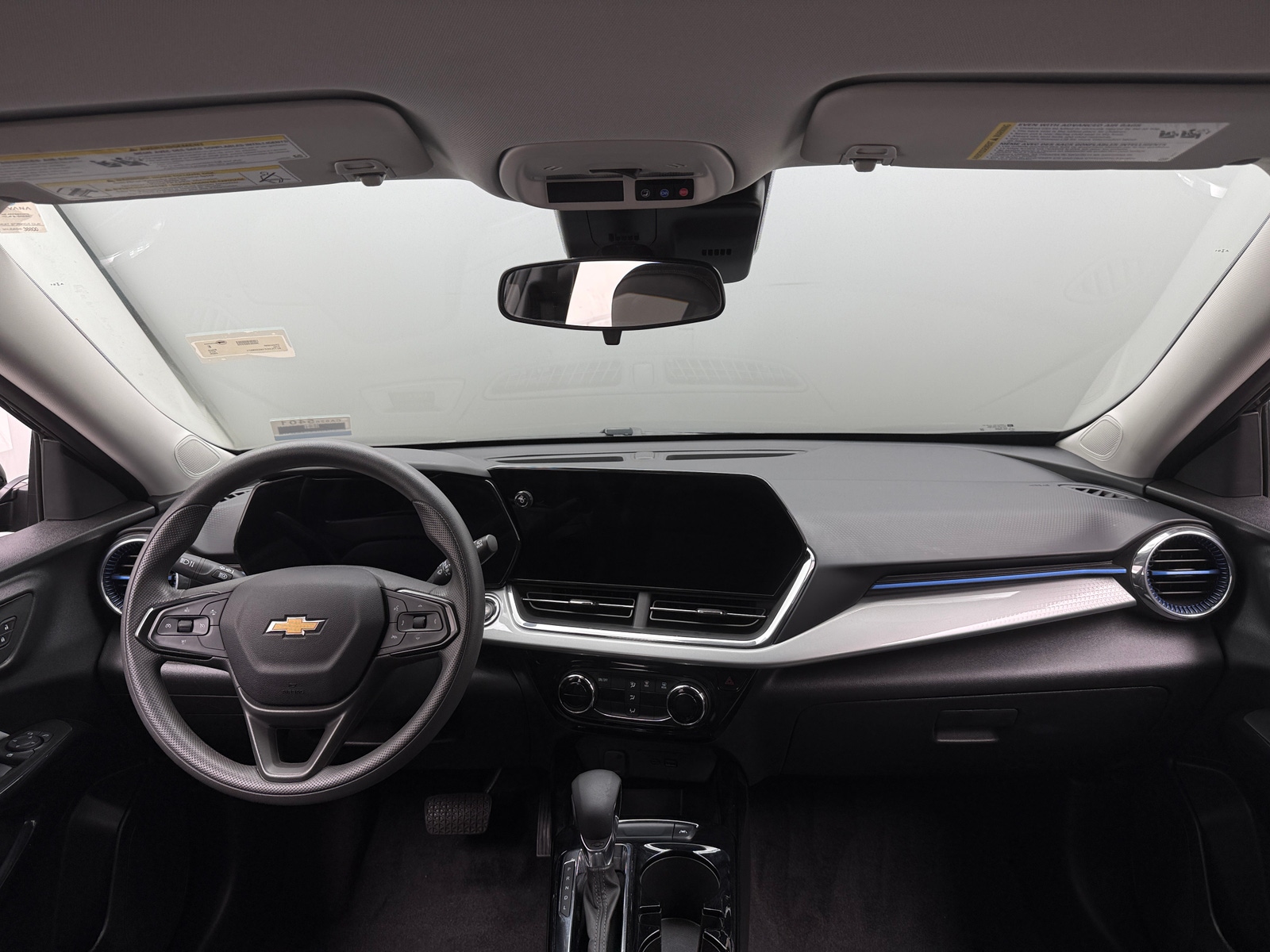 Thumbnail: 2025 Chevrolet Trax - 2