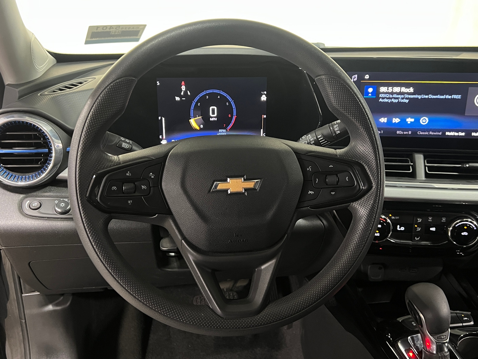 Thumbnail: 2025 Chevrolet Trax - 4