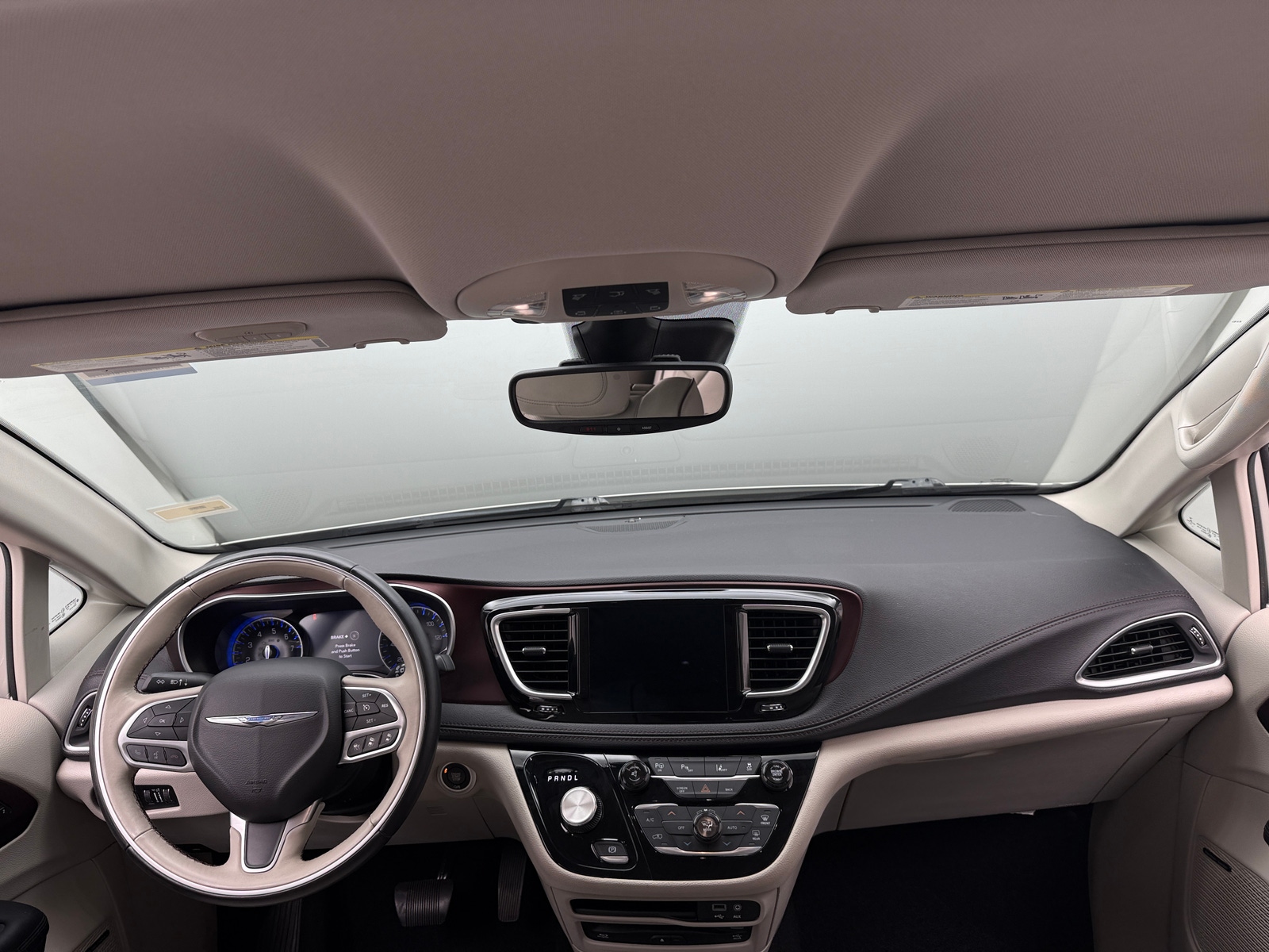Thumbnail: 2017 Chrysler Pacifica - 2