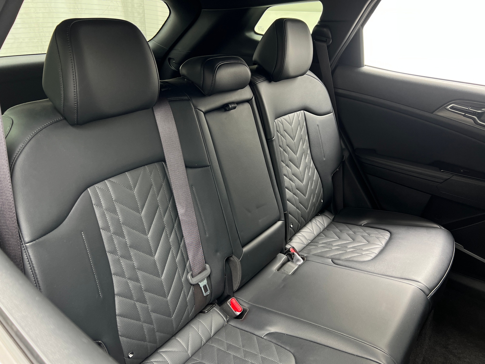 Thumbnail: 2023 Kia Sportage - 5