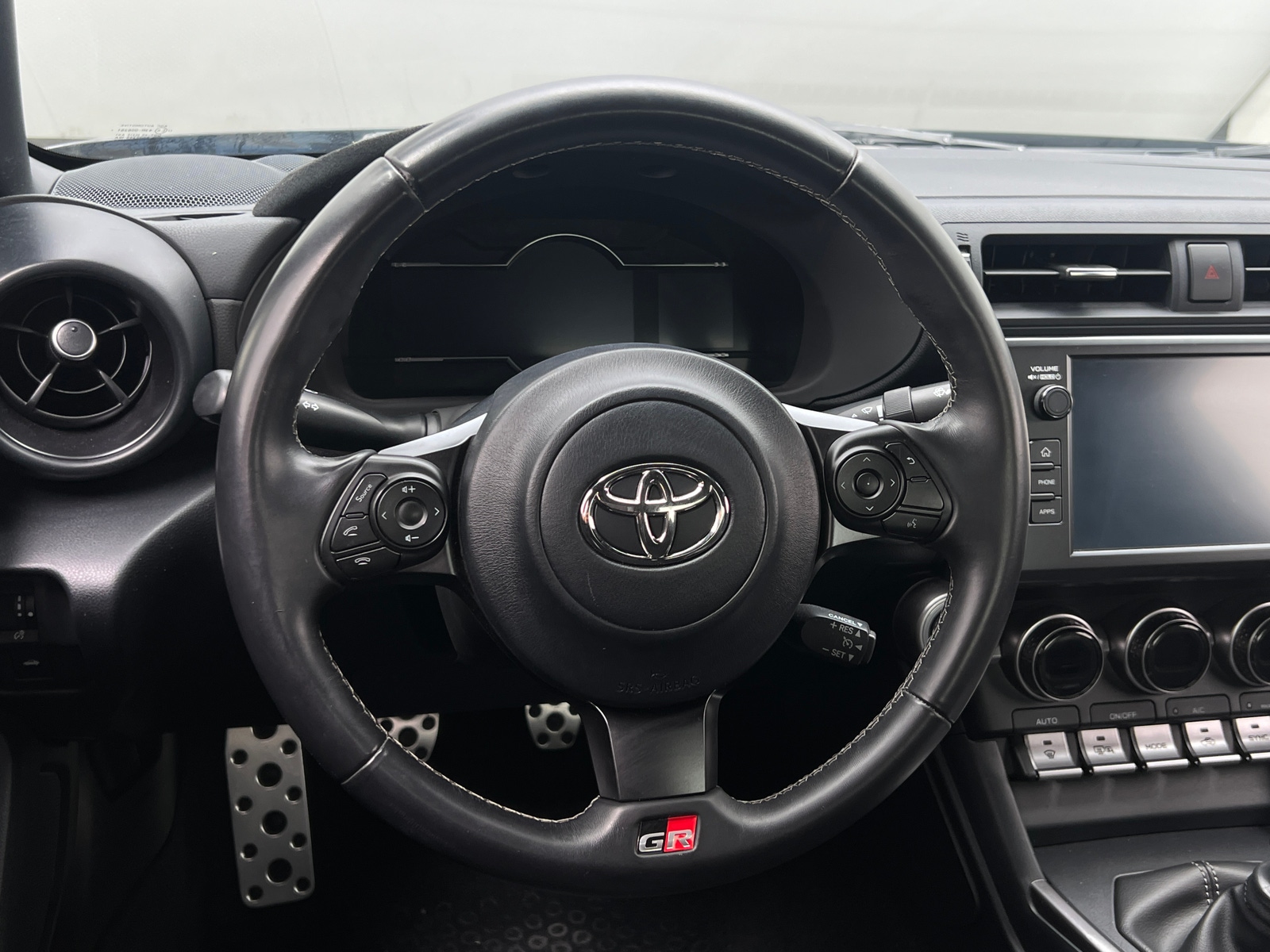 Thumbnail: 2023 Toyota GR86 - 4