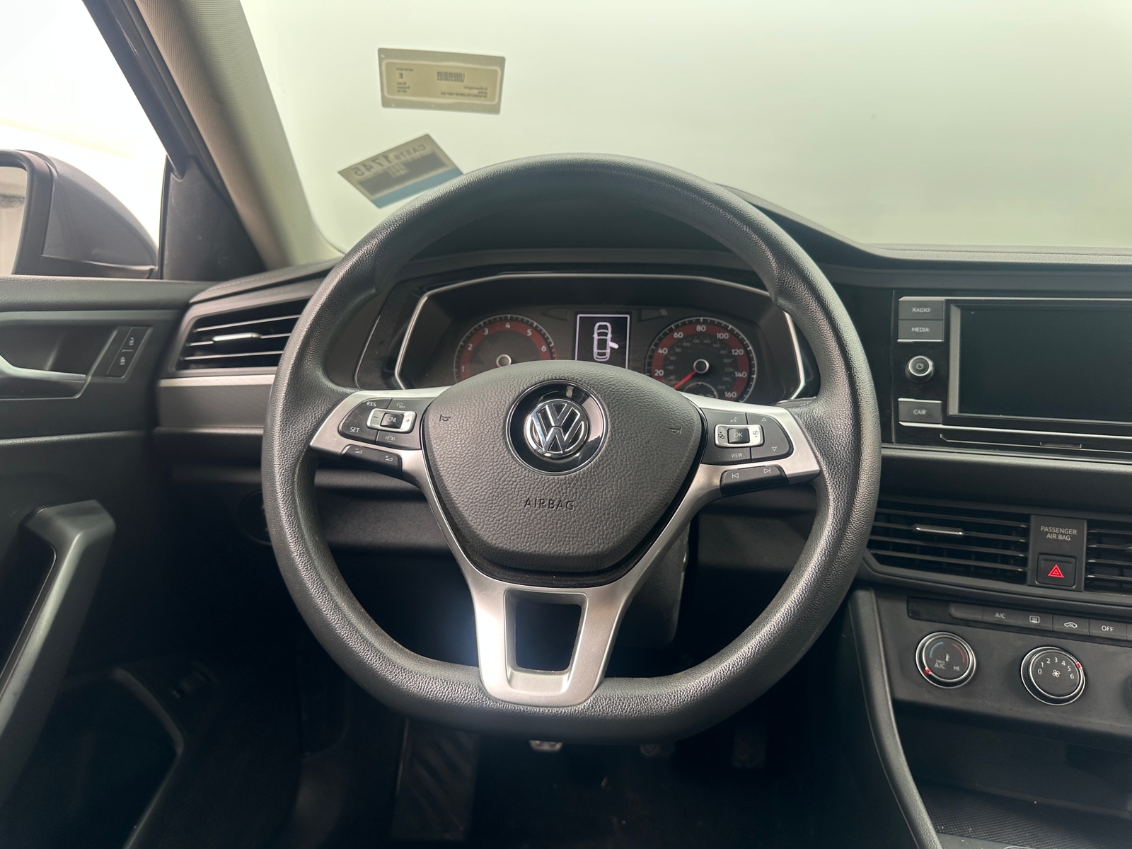 Thumbnail: 2019 Volkswagen Jetta - 5