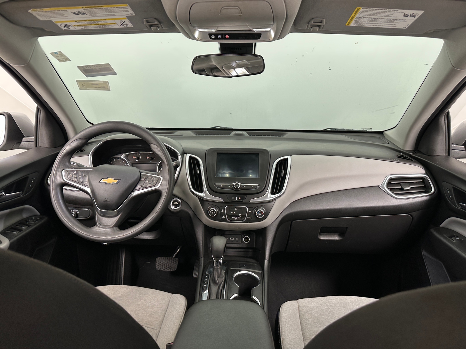 Thumbnail: 2022 Chevrolet Equinox - 3