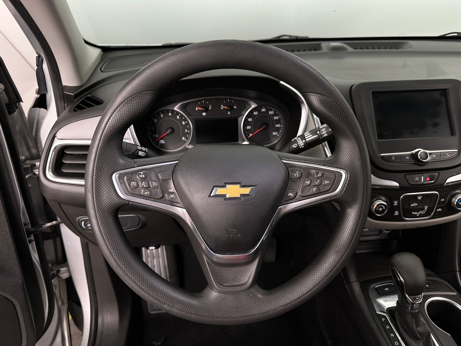 Thumbnail: 2022 Chevrolet Equinox - 5