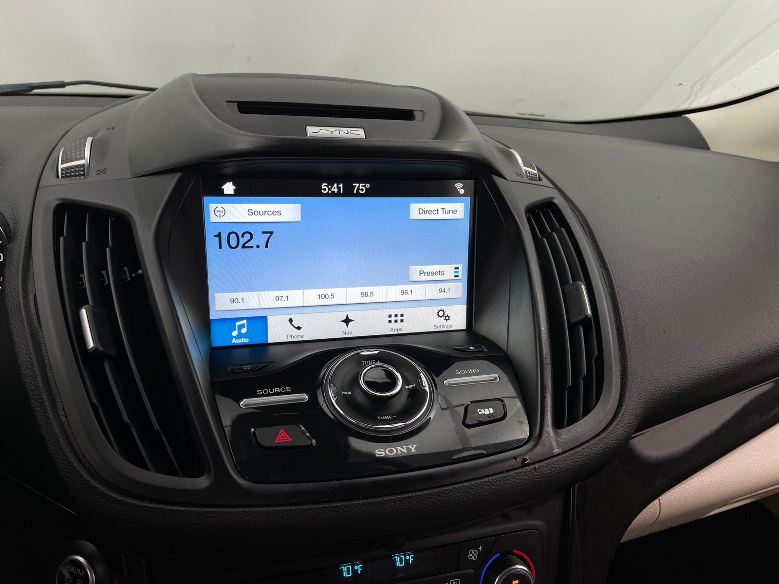 Thumbnail: 2017 Ford Escape - 3