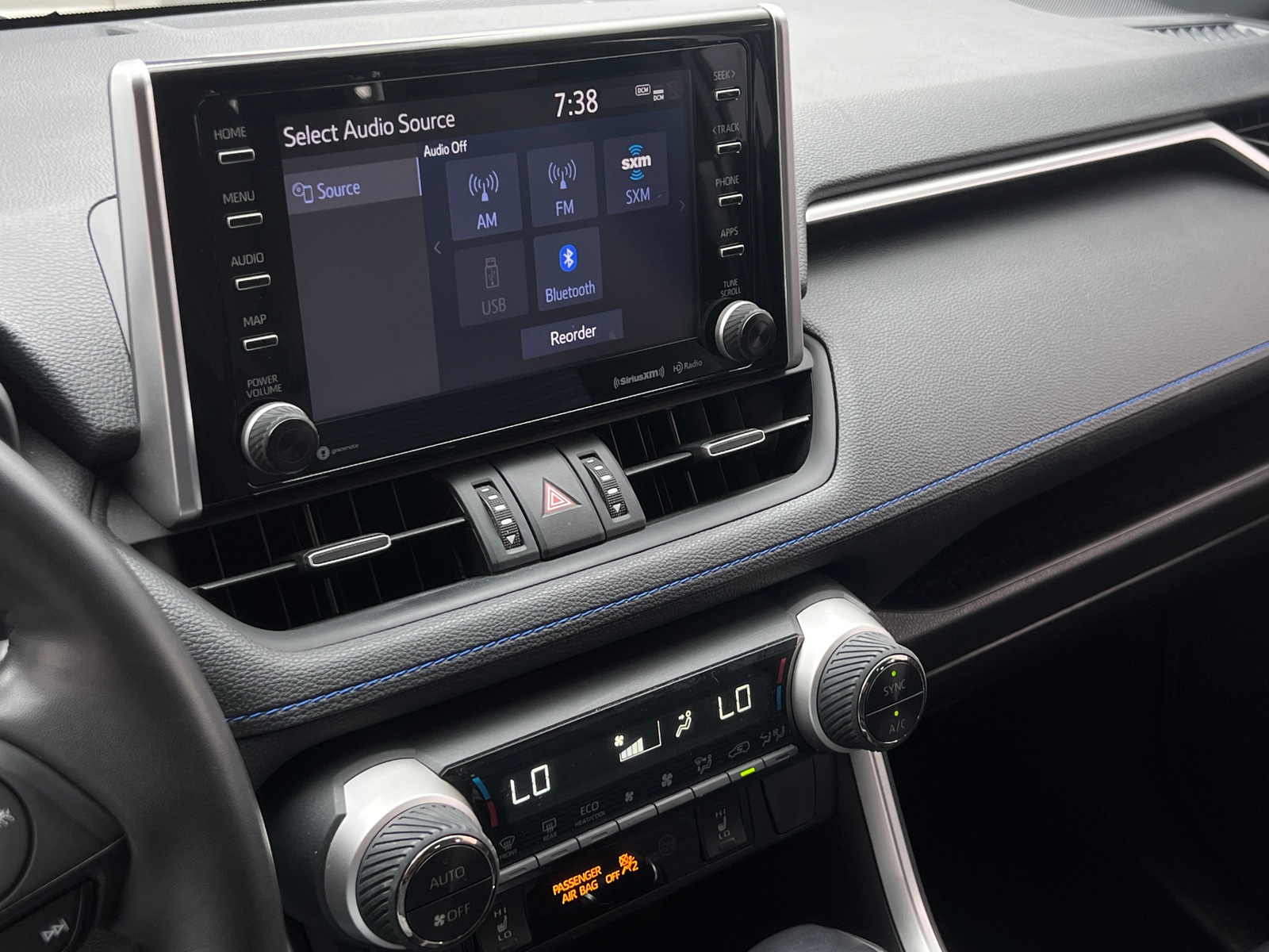 Thumbnail: 2020 Toyota RAV4 - 4