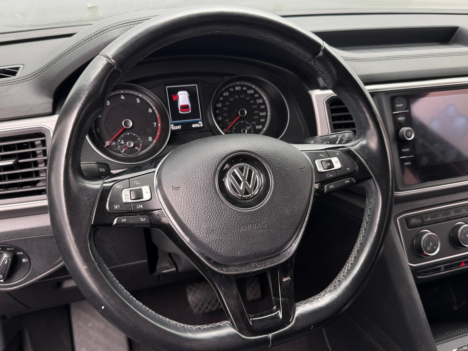 Thumbnail: 2018 Volkswagen Atlas - 4