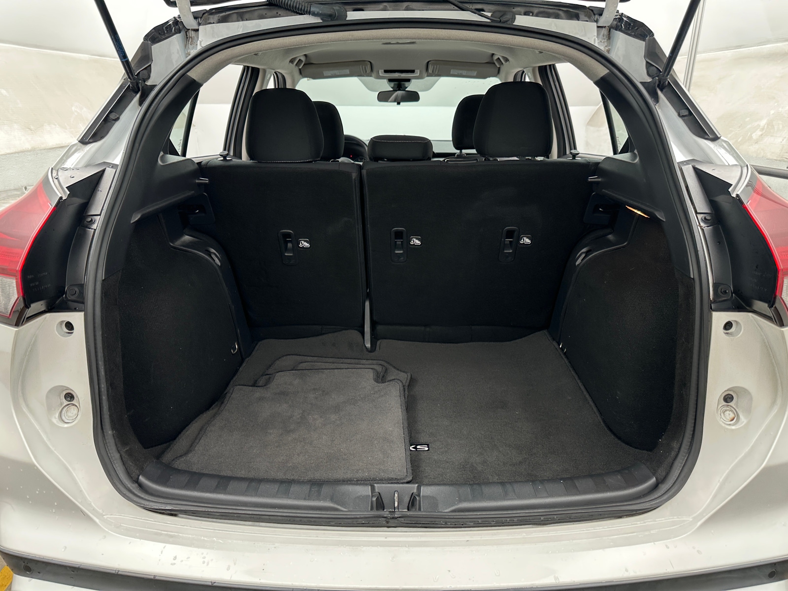 Thumbnail: 2021 Nissan Kicks - 7