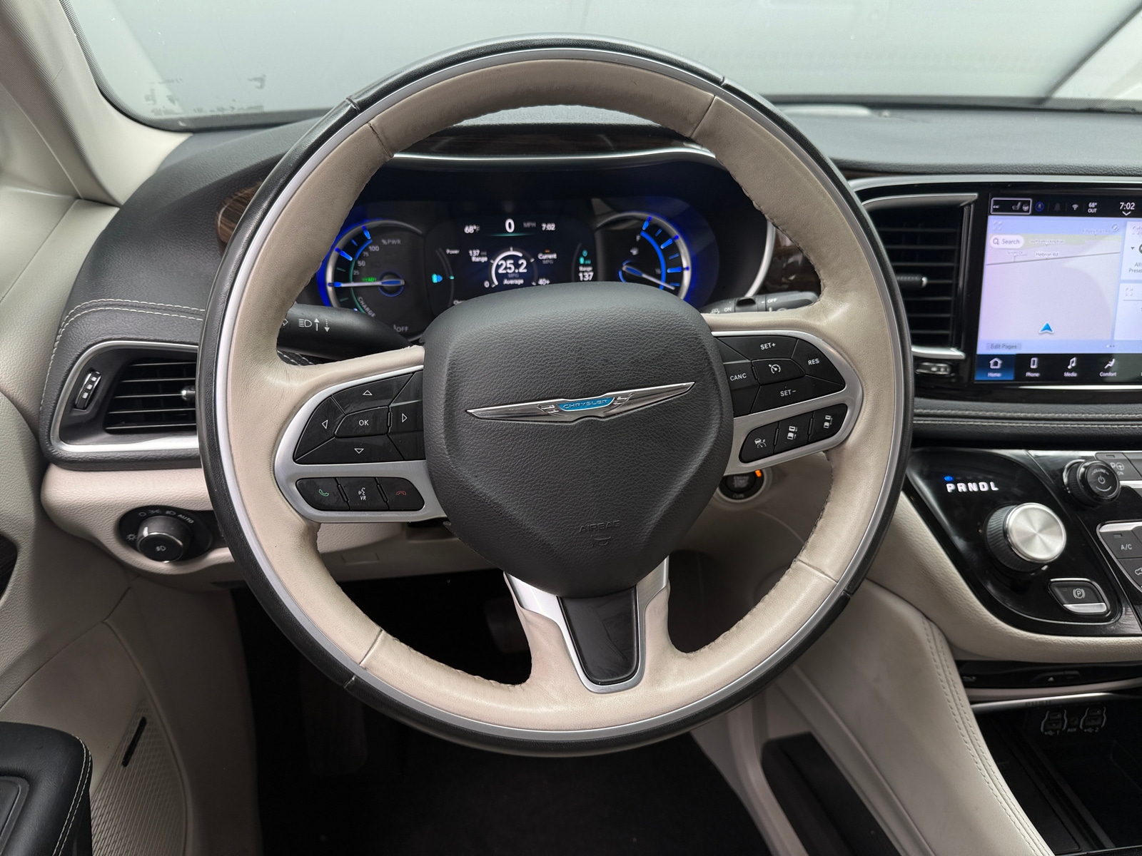 Thumbnail: 2021 Chrysler Pacifica - 4