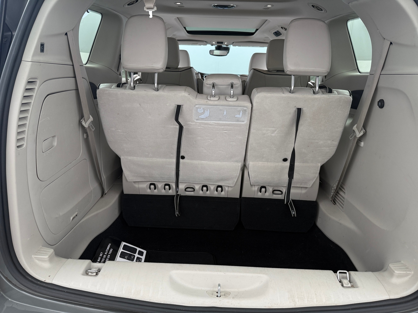 Thumbnail: 2021 Chrysler Pacifica - 6