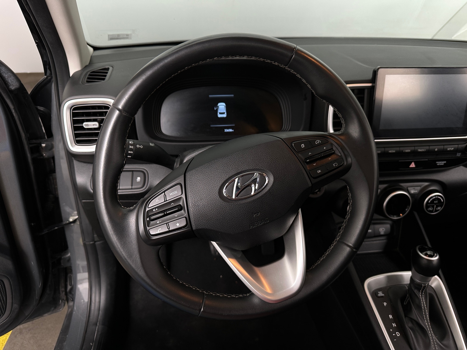 Thumbnail: 2025 Hyundai Venue - 5