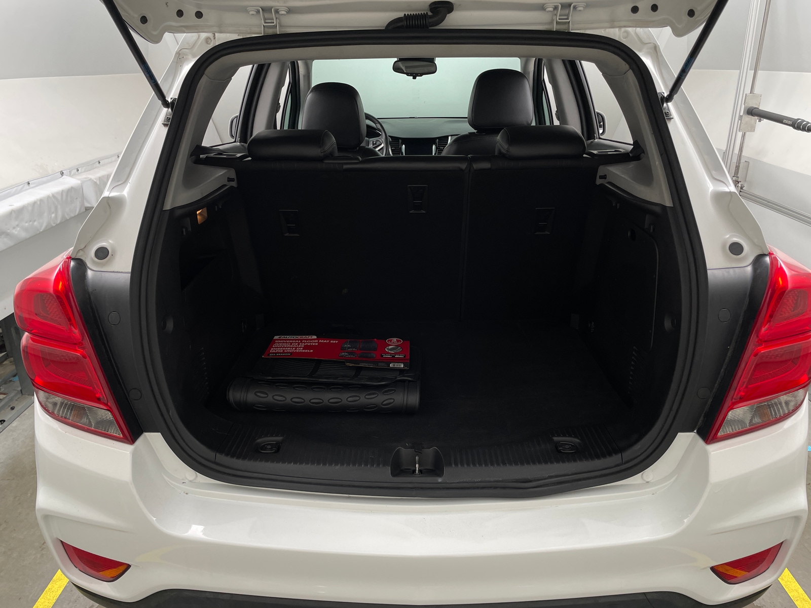 Thumbnail: 2018 Chevrolet Trax - 6