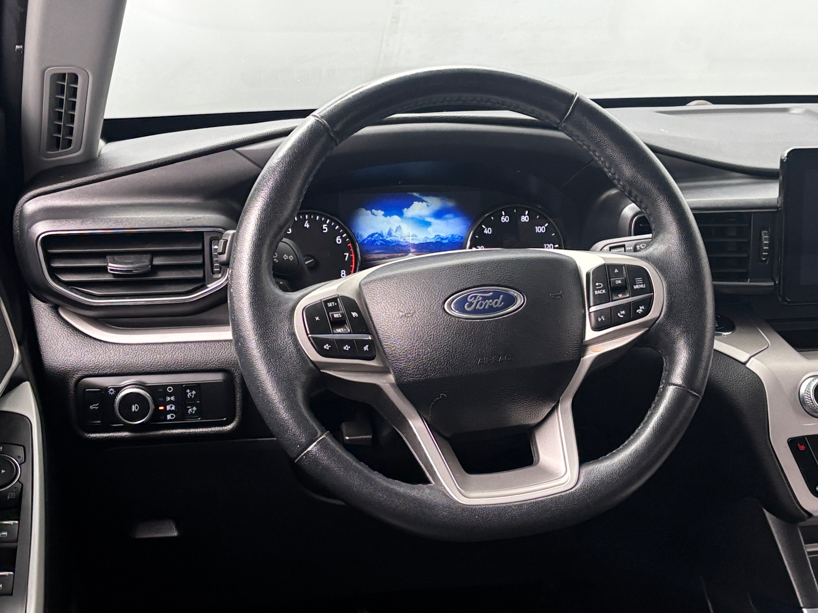Thumbnail: 2024 Ford Explorer - 4
