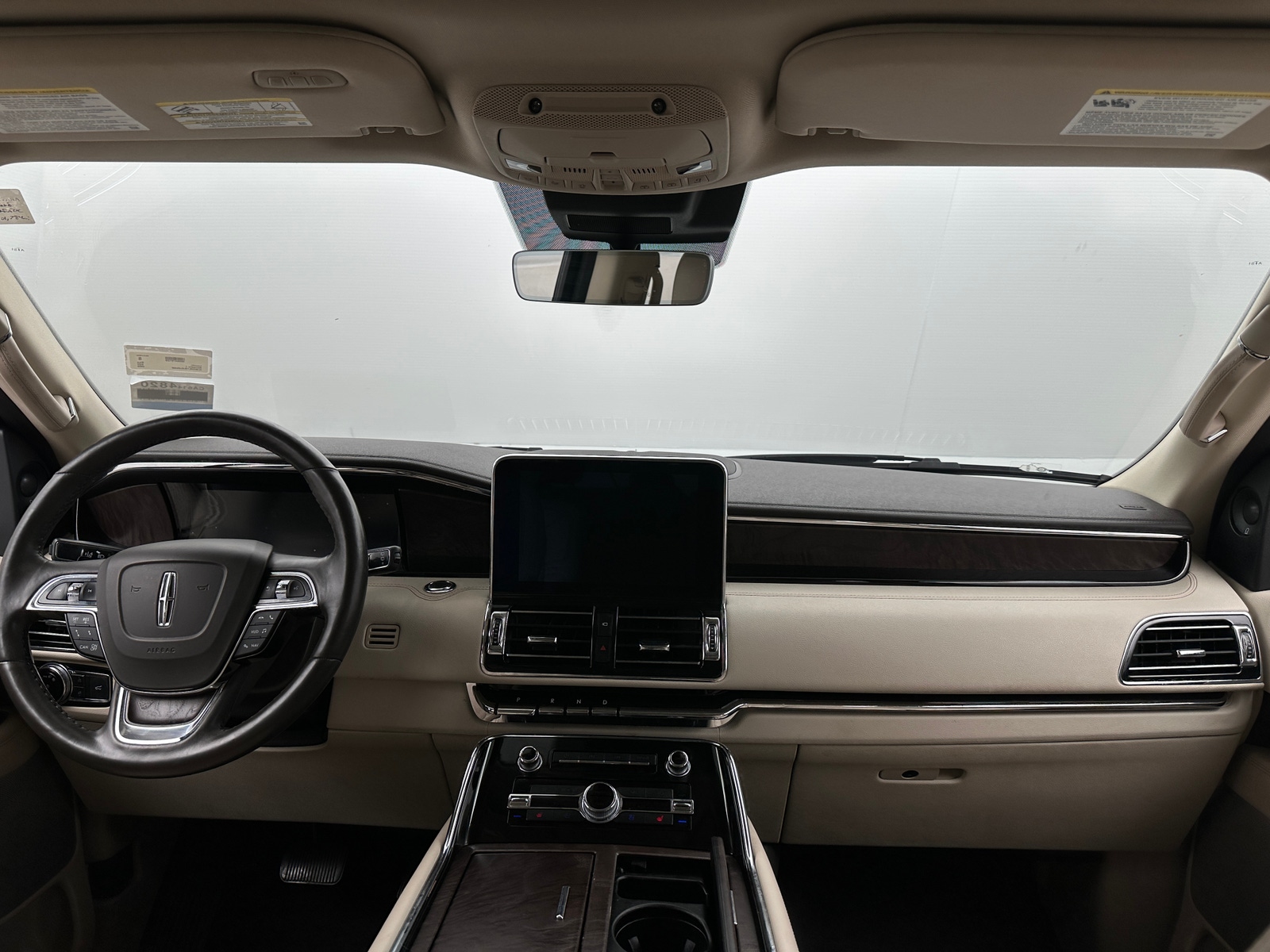 Thumbnail: 2020 Lincoln Navigator L - 2