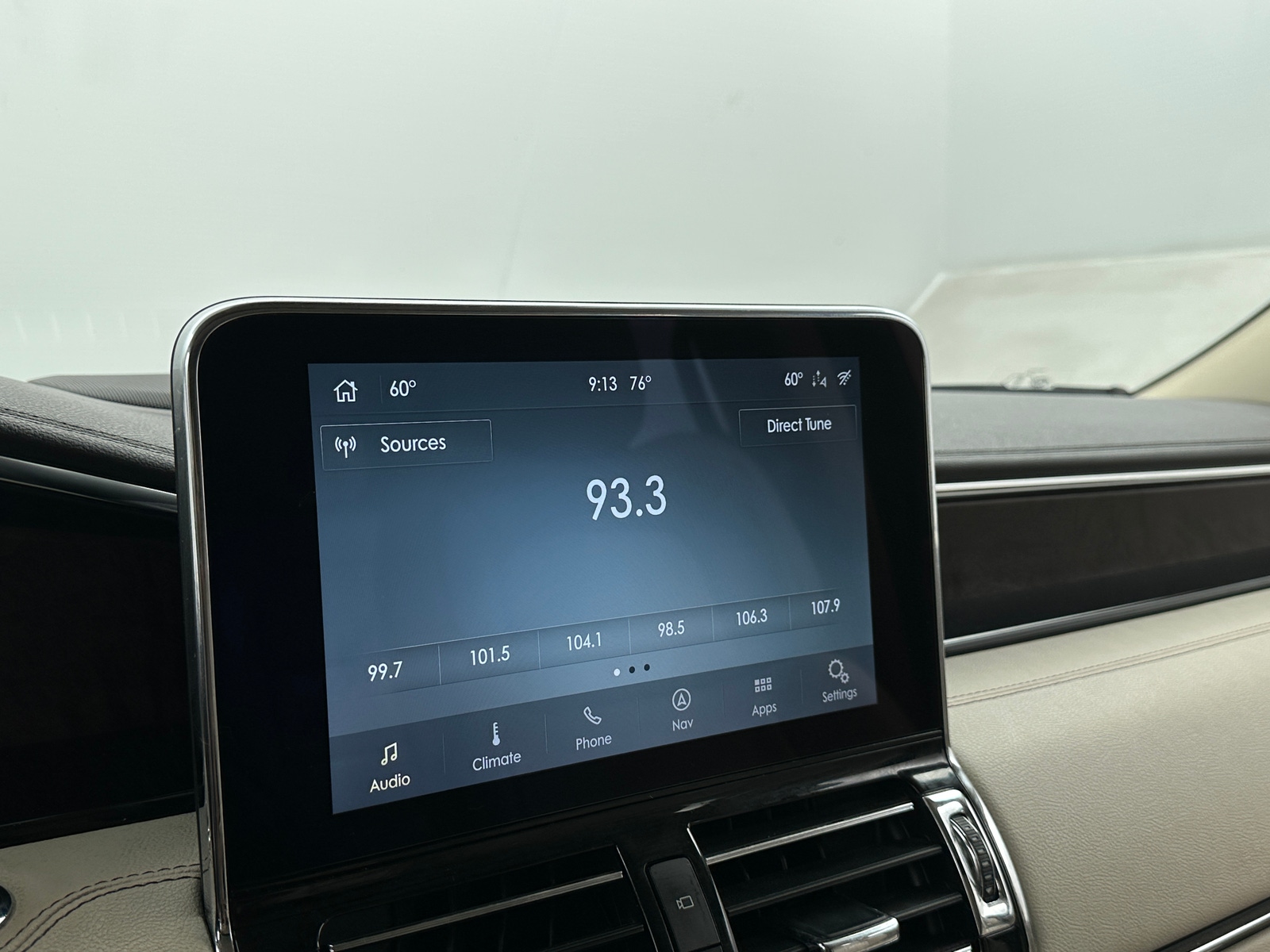 Thumbnail: 2020 Lincoln Navigator L - 3