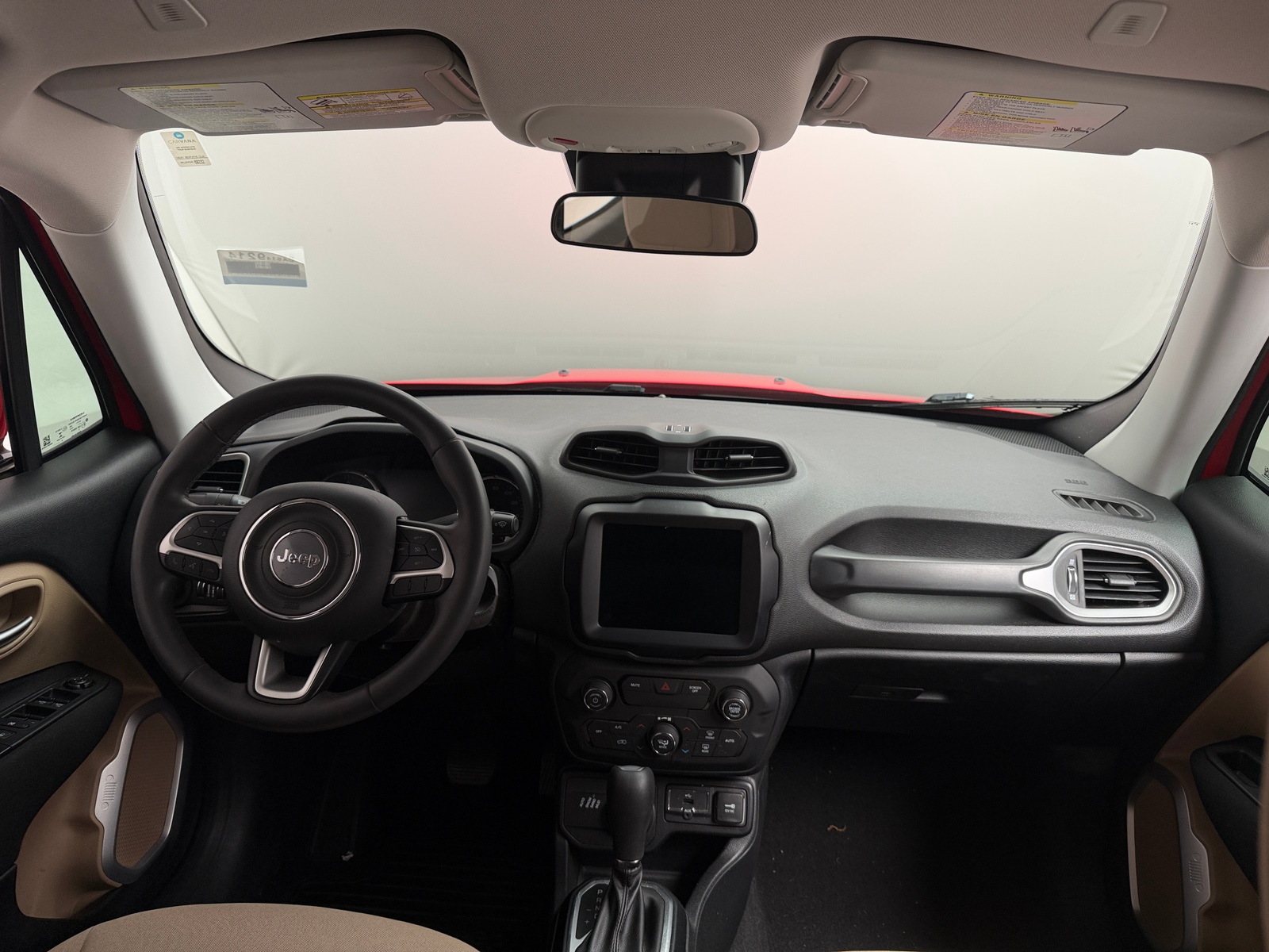Thumbnail: 2018 Jeep Renegade - 3