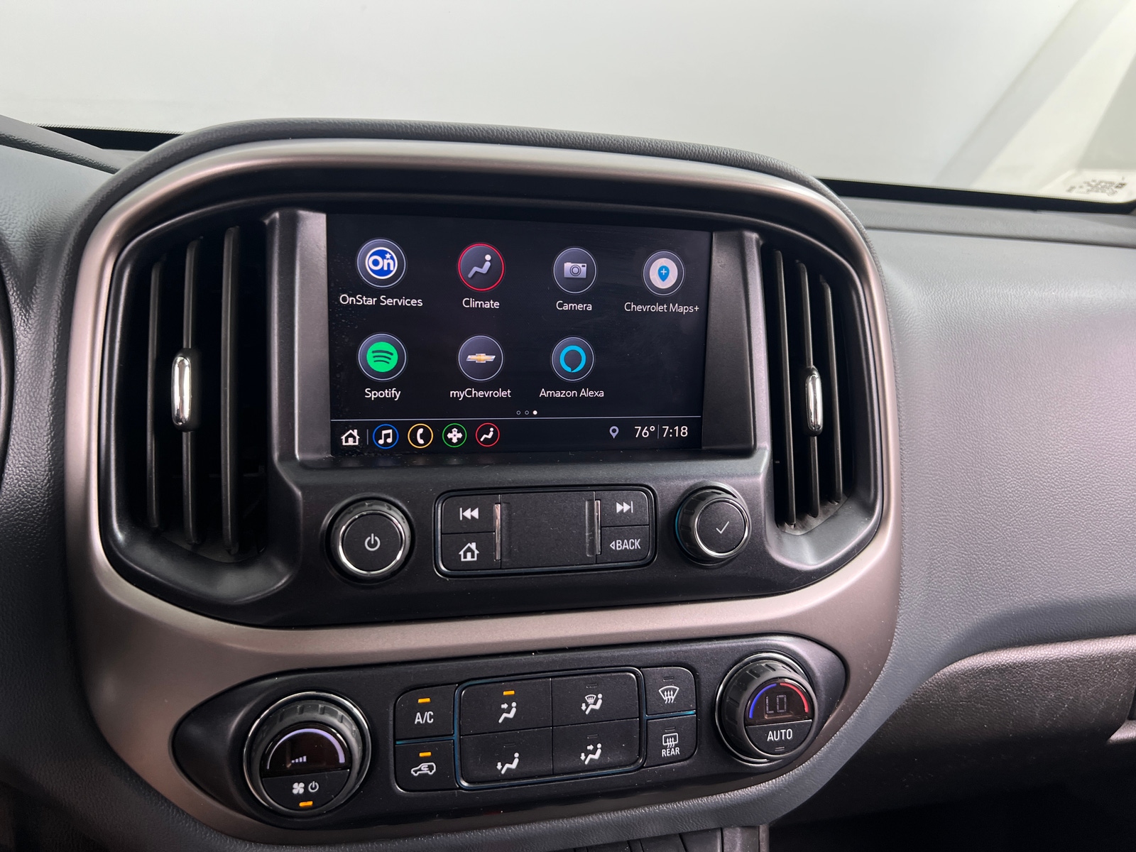 Thumbnail: 2020 Chevrolet Colorado - 3