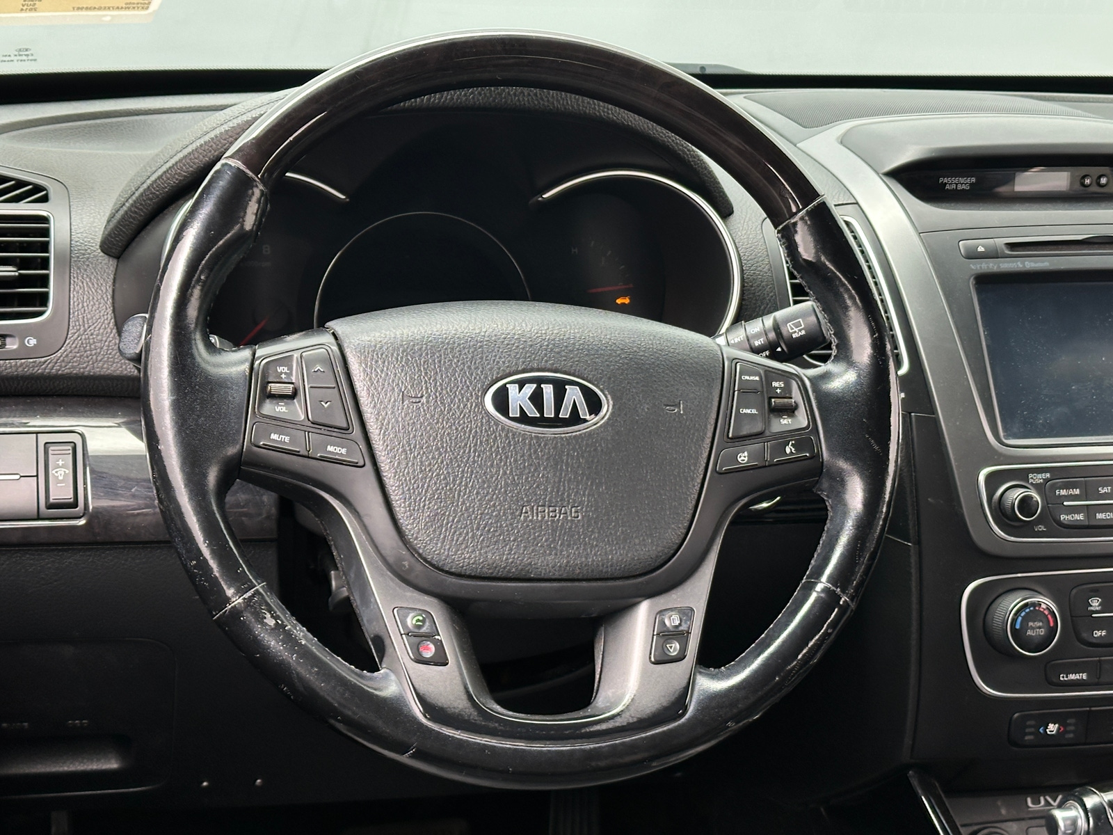 Thumbnail: 2014 Kia Sorento - 4