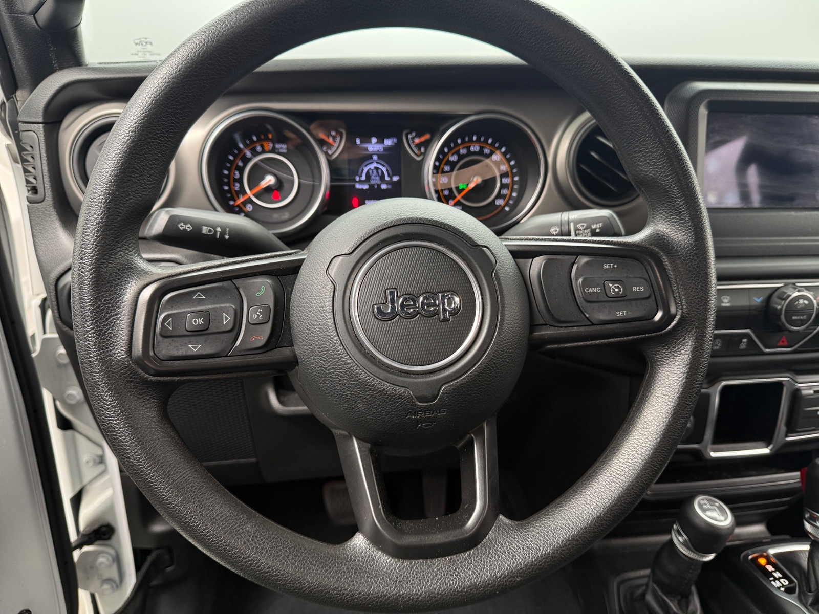Thumbnail: 2022 Jeep Wrangler - 5