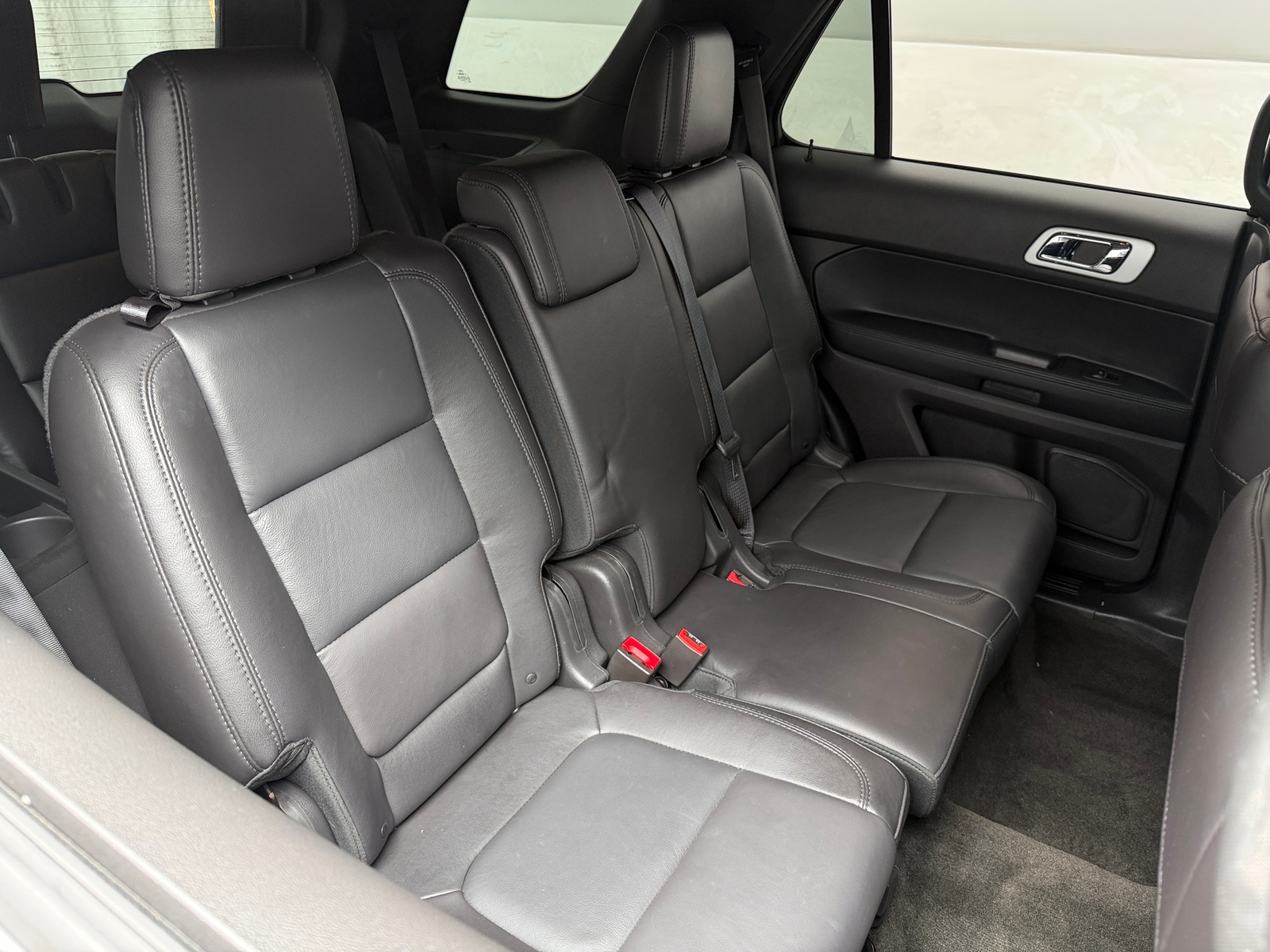 Thumbnail: 2015 Ford Explorer - 5