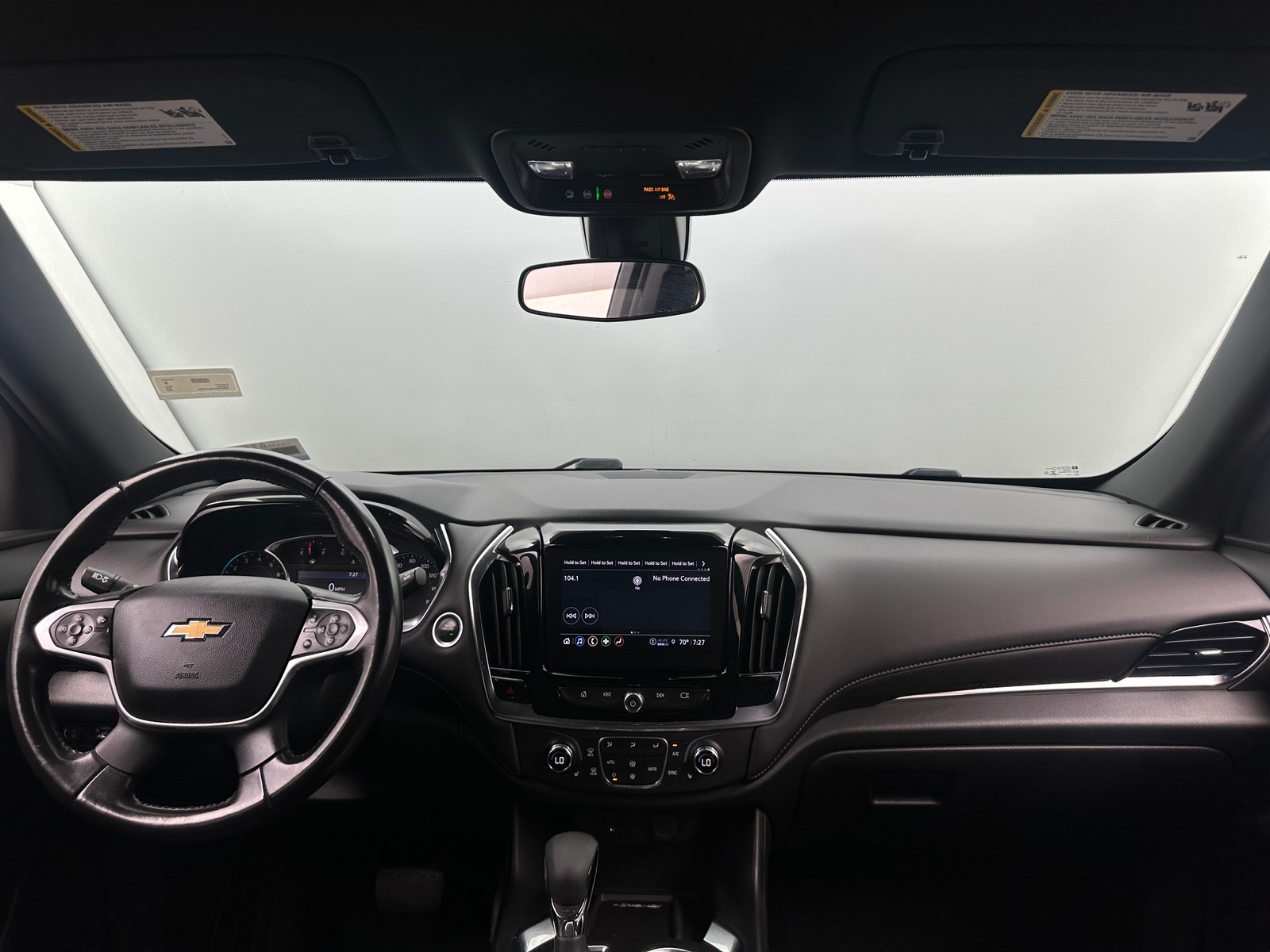 Thumbnail: 2022 Chevrolet Traverse - 3