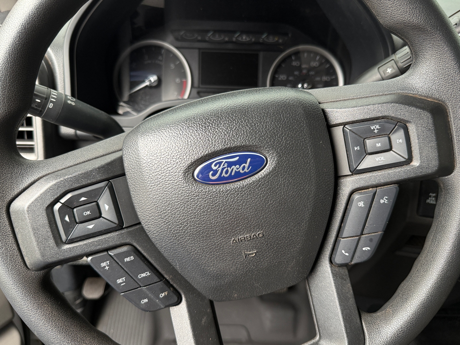 Thumbnail: 2022 Ford Econoline - 5