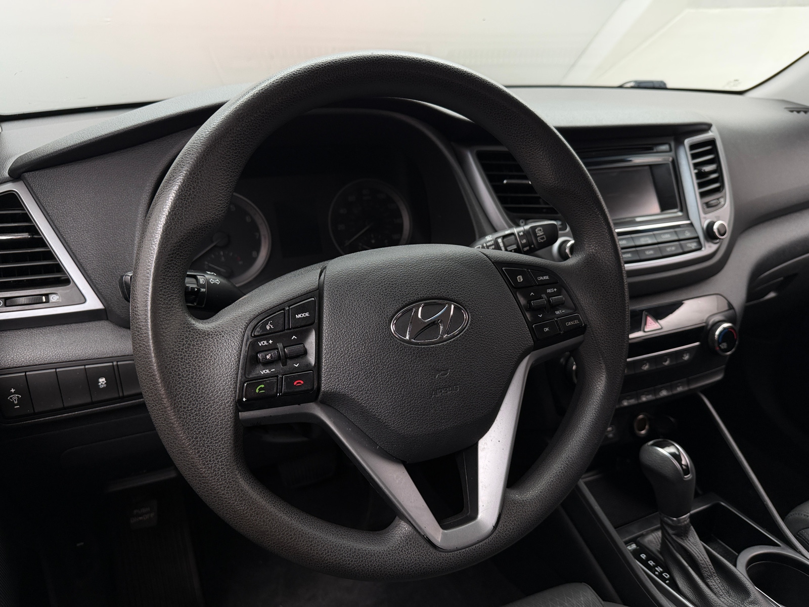 Thumbnail: 2016 Hyundai Tucson - 5