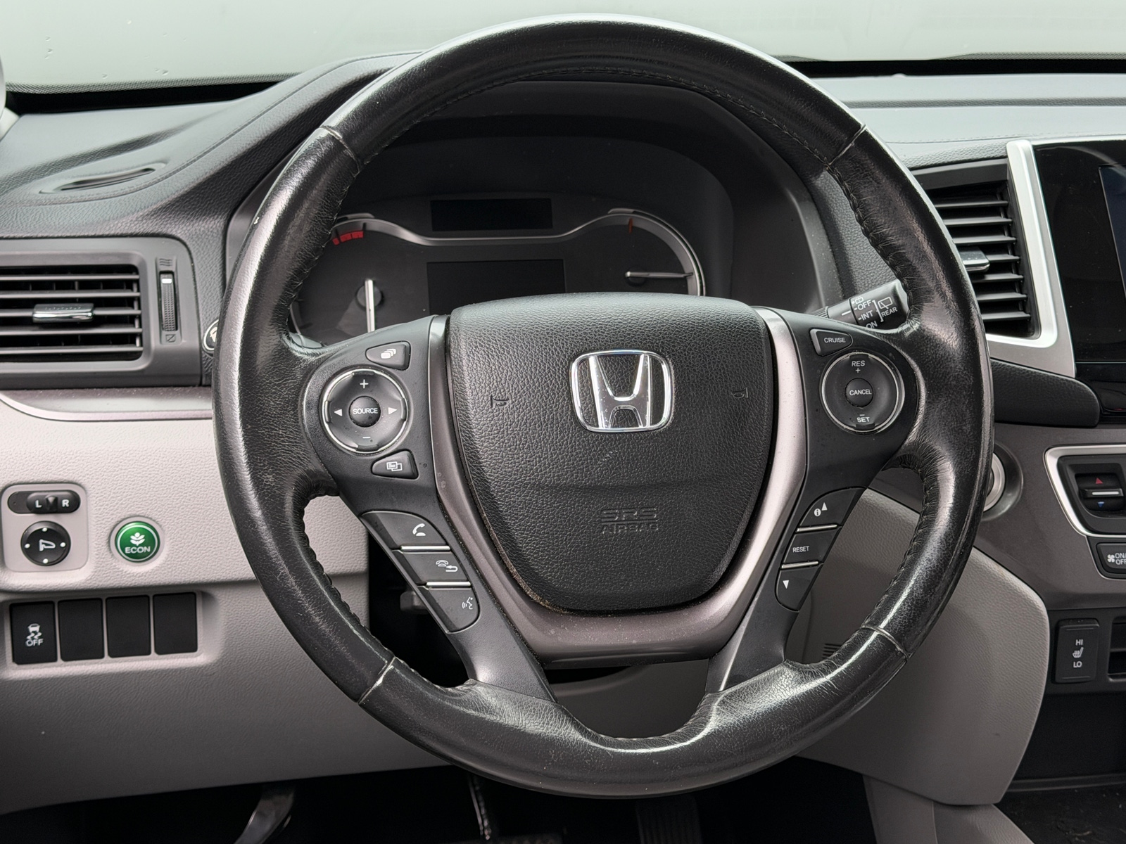 Thumbnail: 2018 Honda Pilot - 4