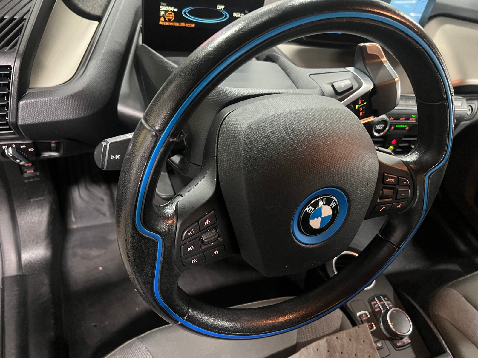 Thumbnail: 2017 BMW i3 - 5