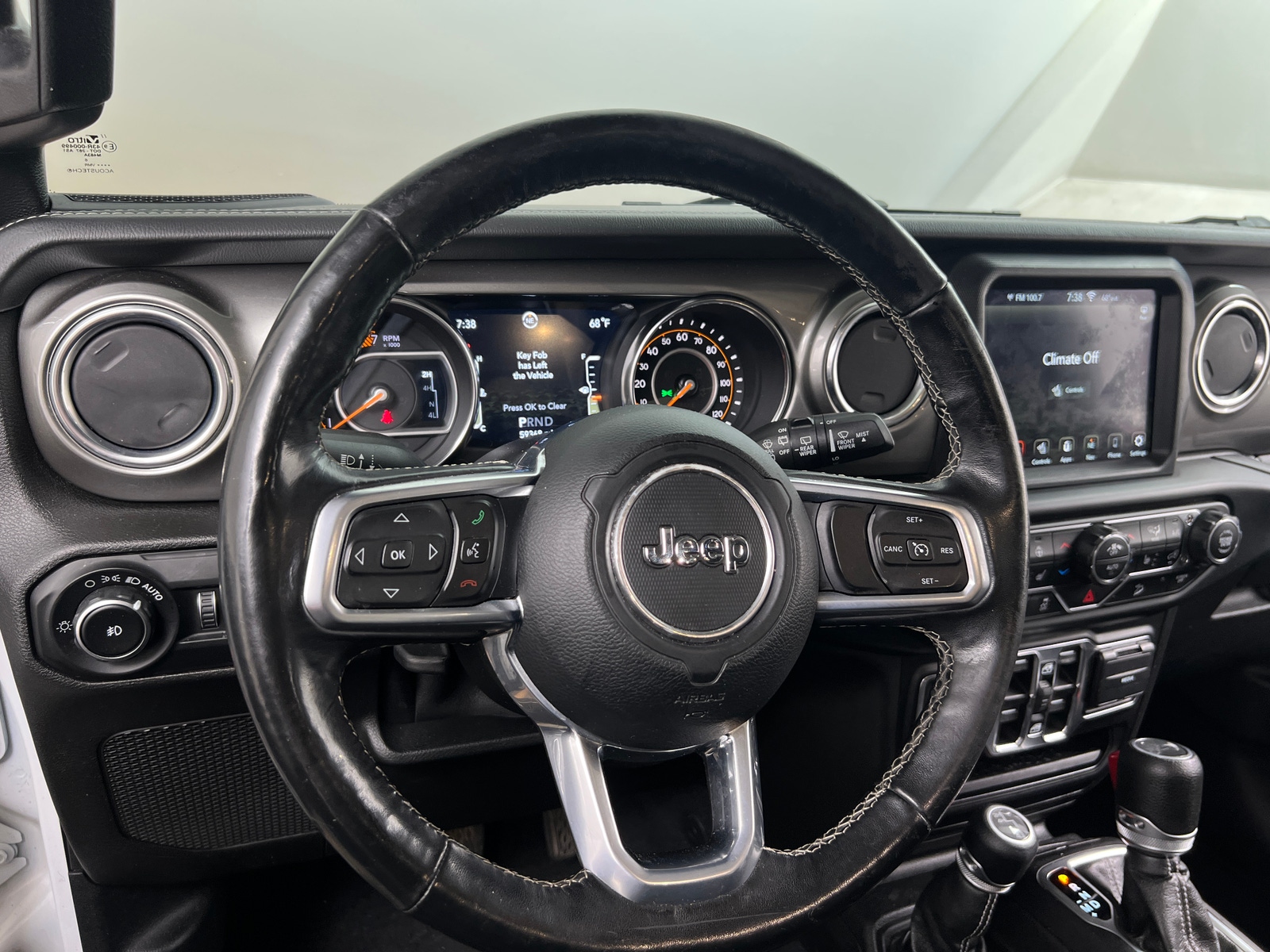 Thumbnail: 2019 Jeep Wrangler - 5