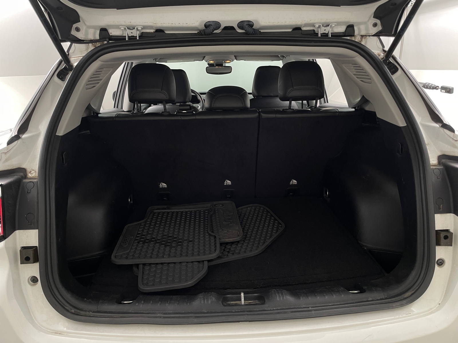 Thumbnail: 2022 Jeep Compass - 7