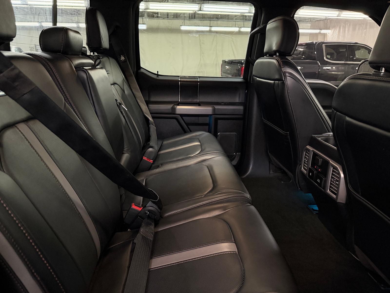 Thumbnail: 2019 Ford Econoline - 5