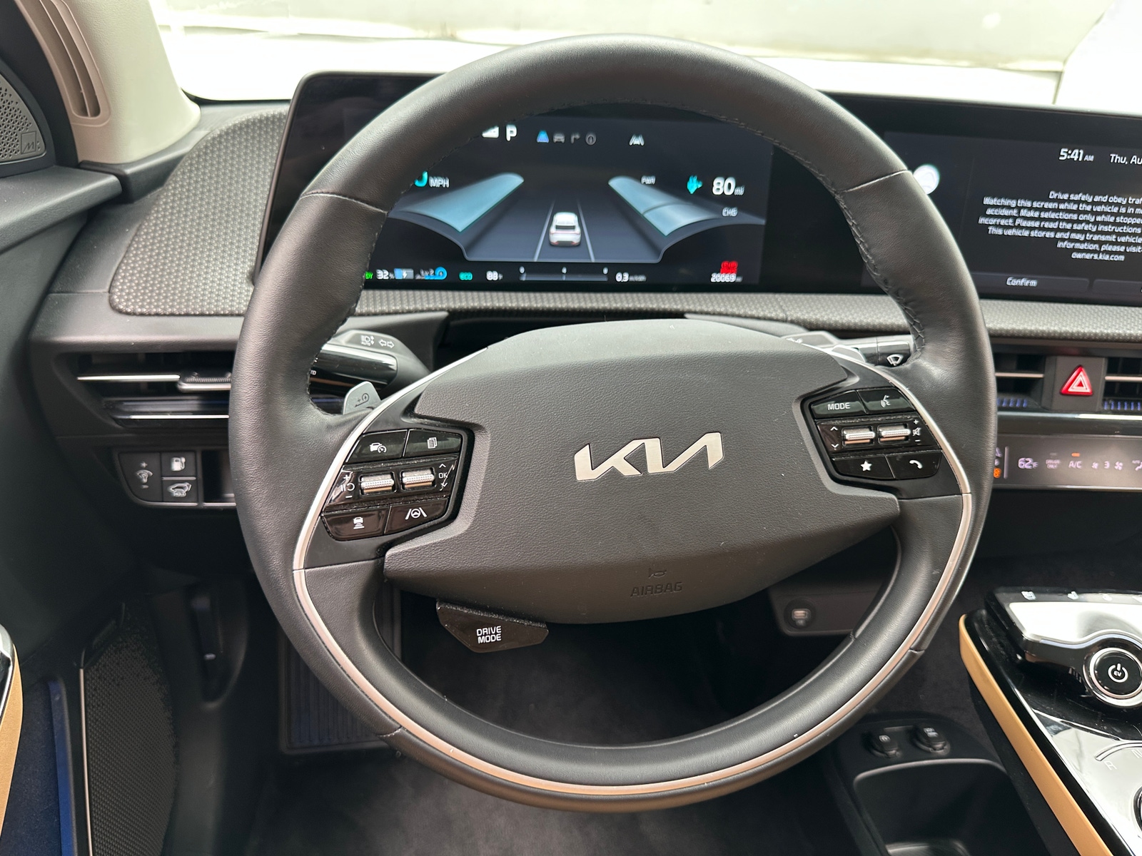 Thumbnail: 2023 Kia EV6 - 4