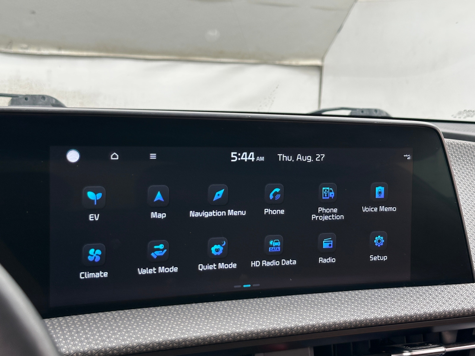 Thumbnail: 2023 Kia EV6 - 3