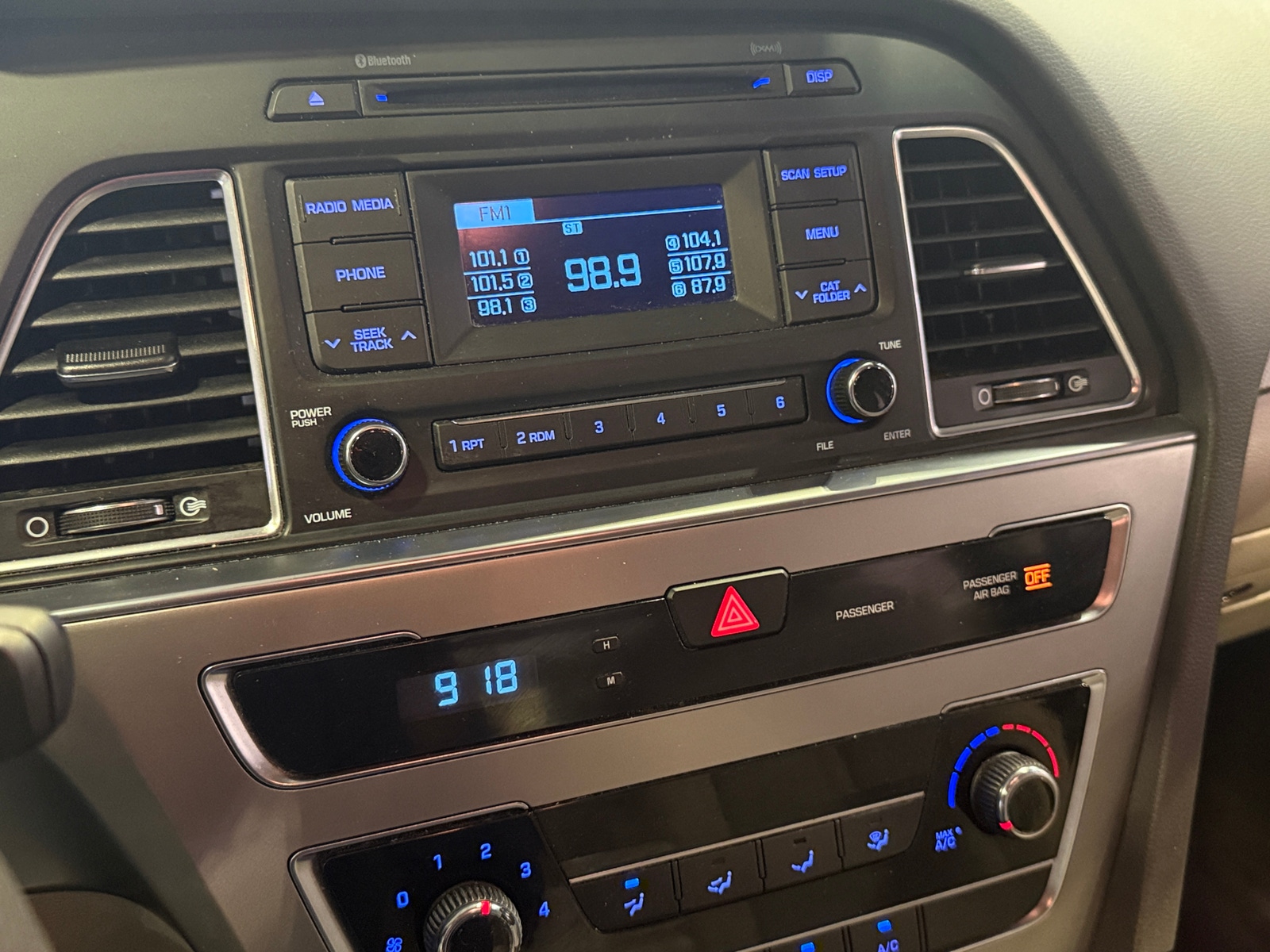 Thumbnail: 2015 Hyundai Sonata - 4