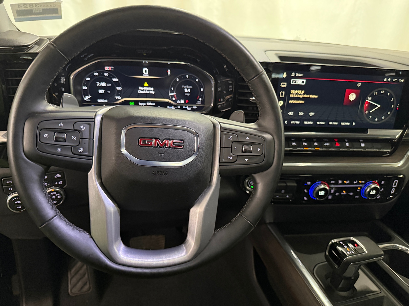 Thumbnail: 2025 GMC Sierra 1500 - 4