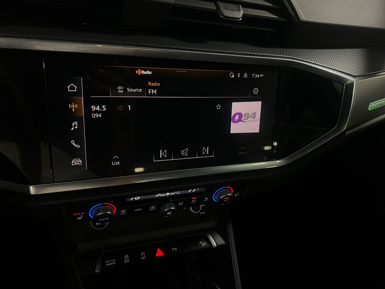 Thumbnail: 2024 Audi Q3 - 3