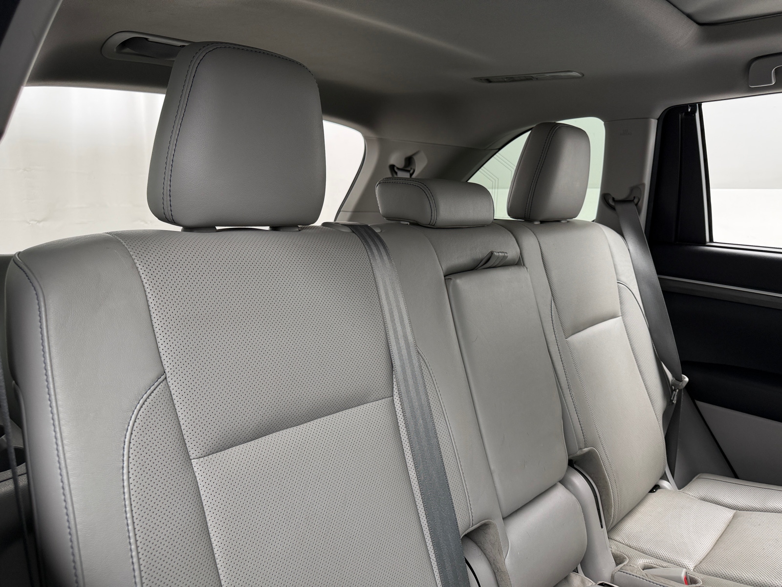 Thumbnail: 2017 Toyota Highlander - 5
