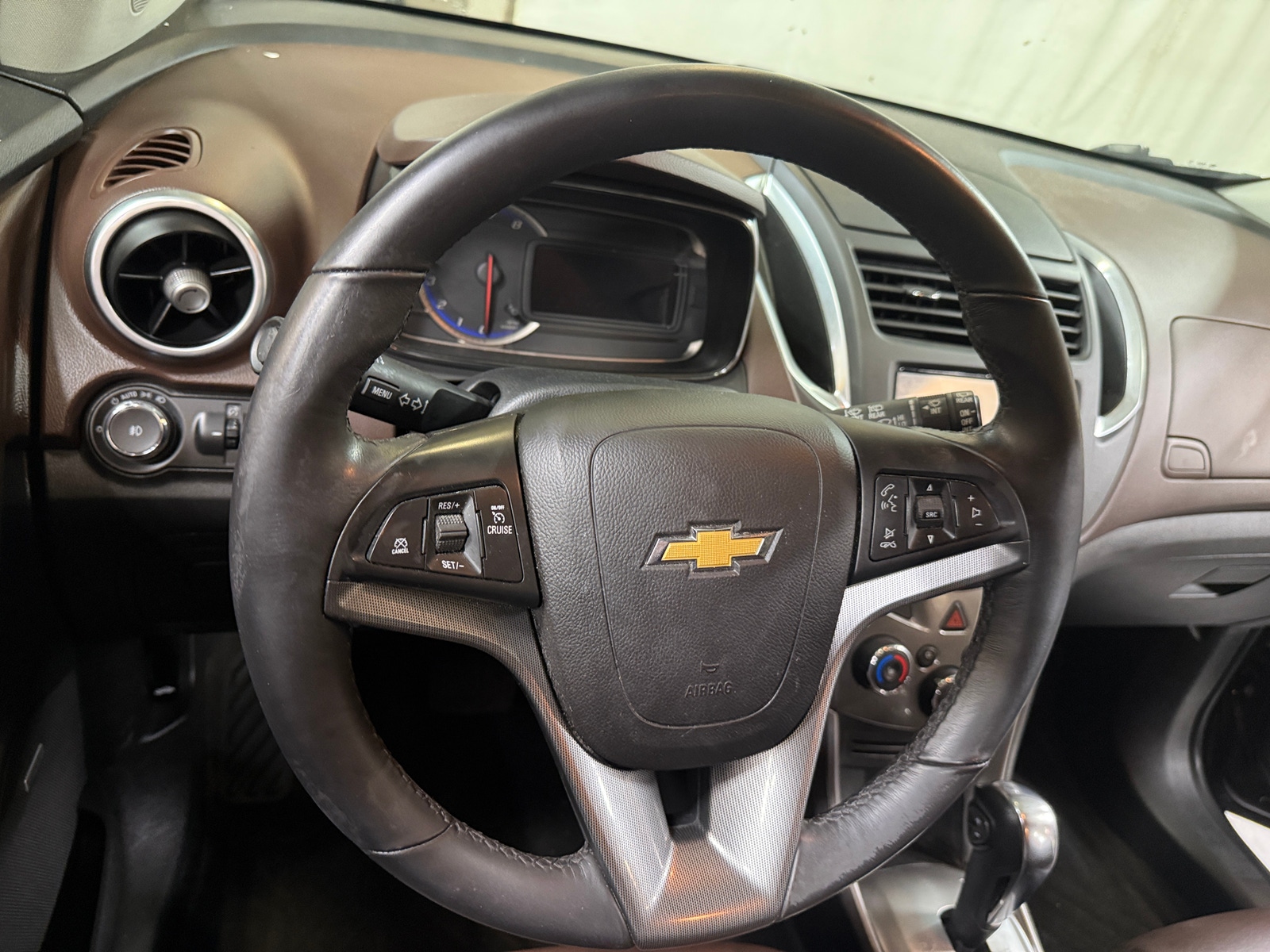 Thumbnail: 2016 Chevrolet Trax - 4