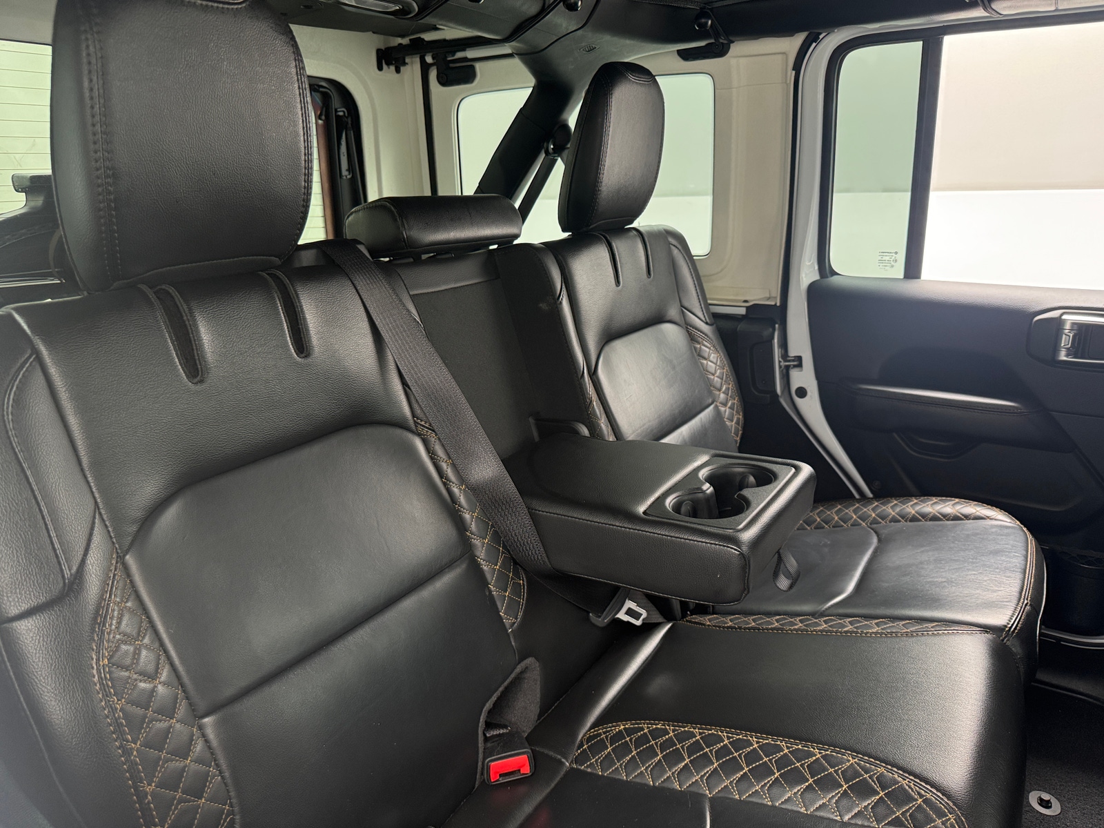 Thumbnail: 2021 Jeep Wrangler - 5