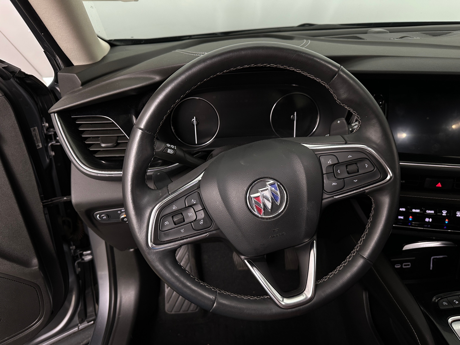 Thumbnail: 2021 Buick Envision - 4