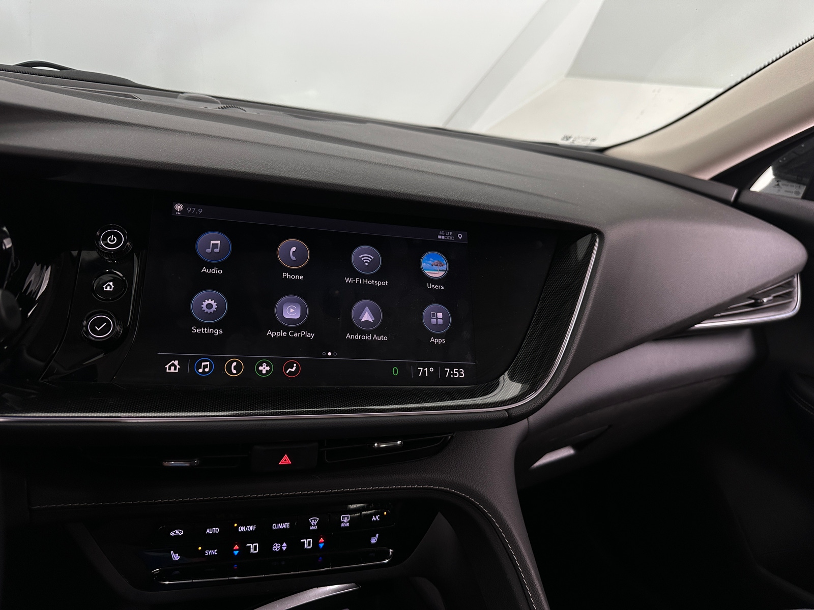 Thumbnail: 2021 Buick Envision - 3