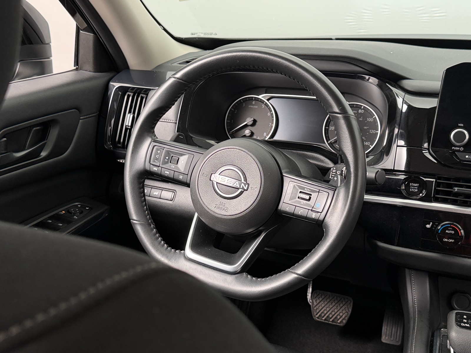 Thumbnail: 2025 Nissan Pathfinder - 5
