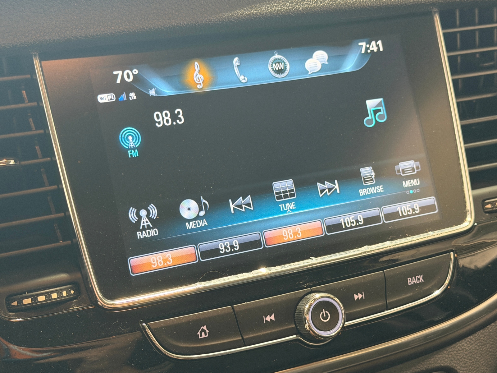 Thumbnail: 2019 Buick Encore - 3