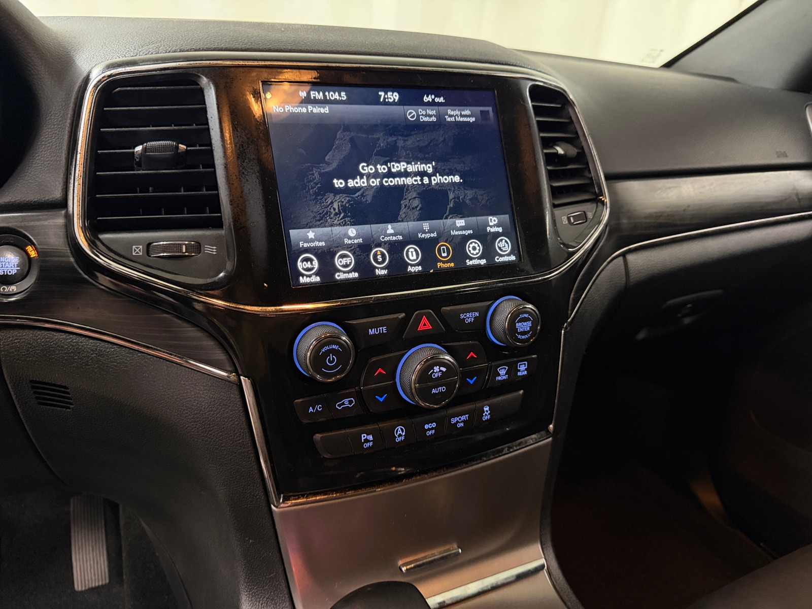 Thumbnail: 2021 Jeep Grand Cherokee - 3