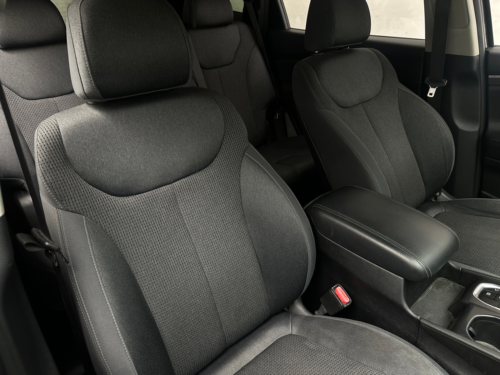 Thumbnail: 2019 Hyundai Santa Fe - 2