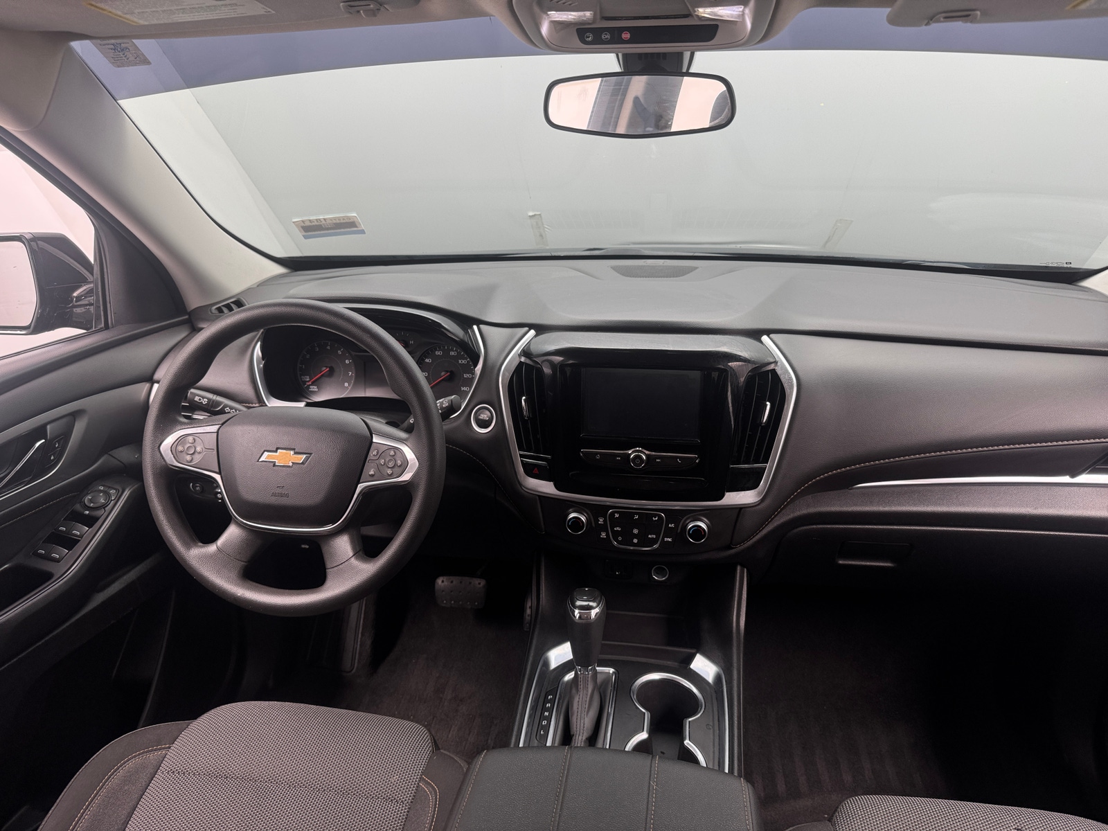 Thumbnail: 2019 Chevrolet Traverse - 3